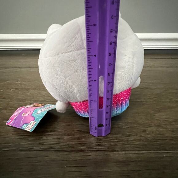 Netflix Gabby's Dollhouse Cakey Cat Purr-ific 7” Plush Dreamworks‎ - Picture 5 of 5